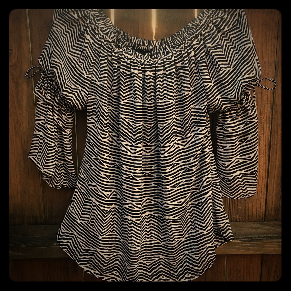 White House Black Market Blouse